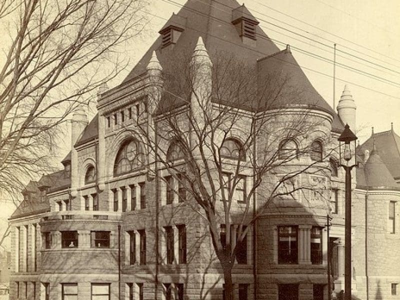 An older black and white photo of the Pollard Memorial Library