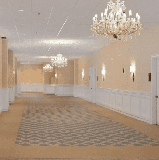 Westford Regency Inn & Conference Center