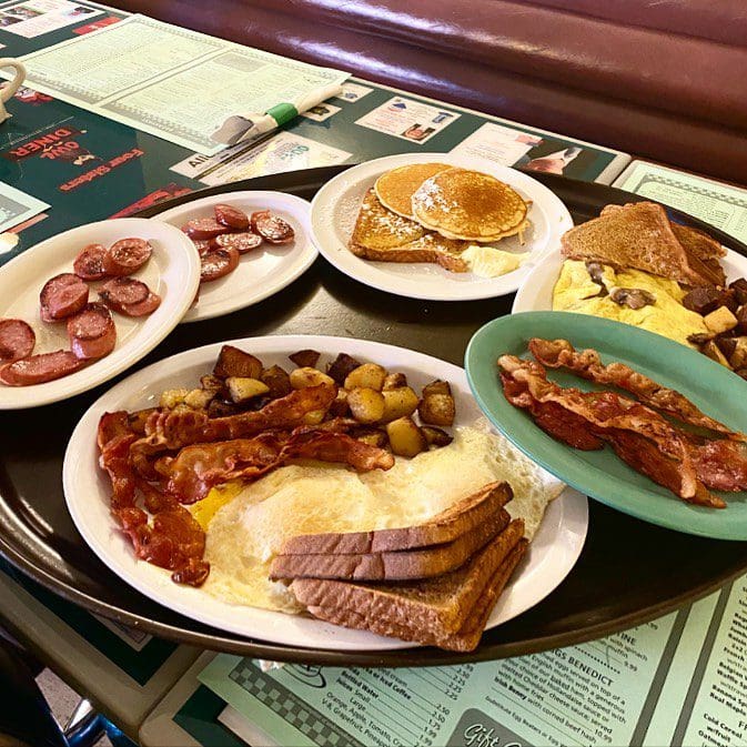 Four Sisters Owl Diner