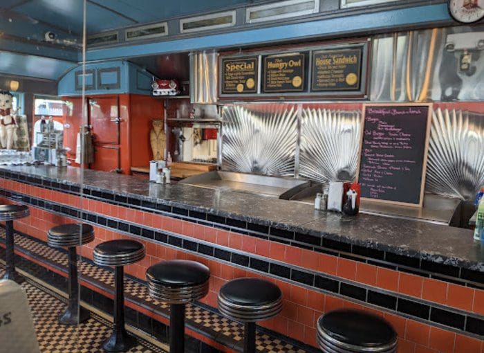 Four Sisters Owl Diner