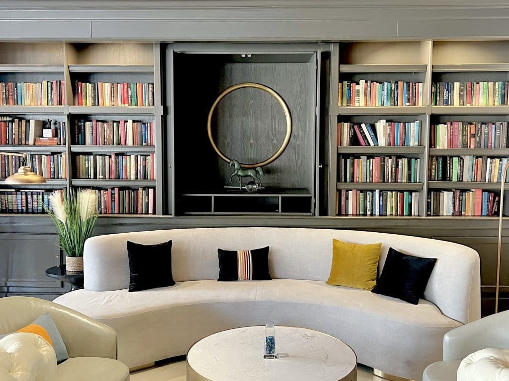 Chateau Merrimack Resort & Spa