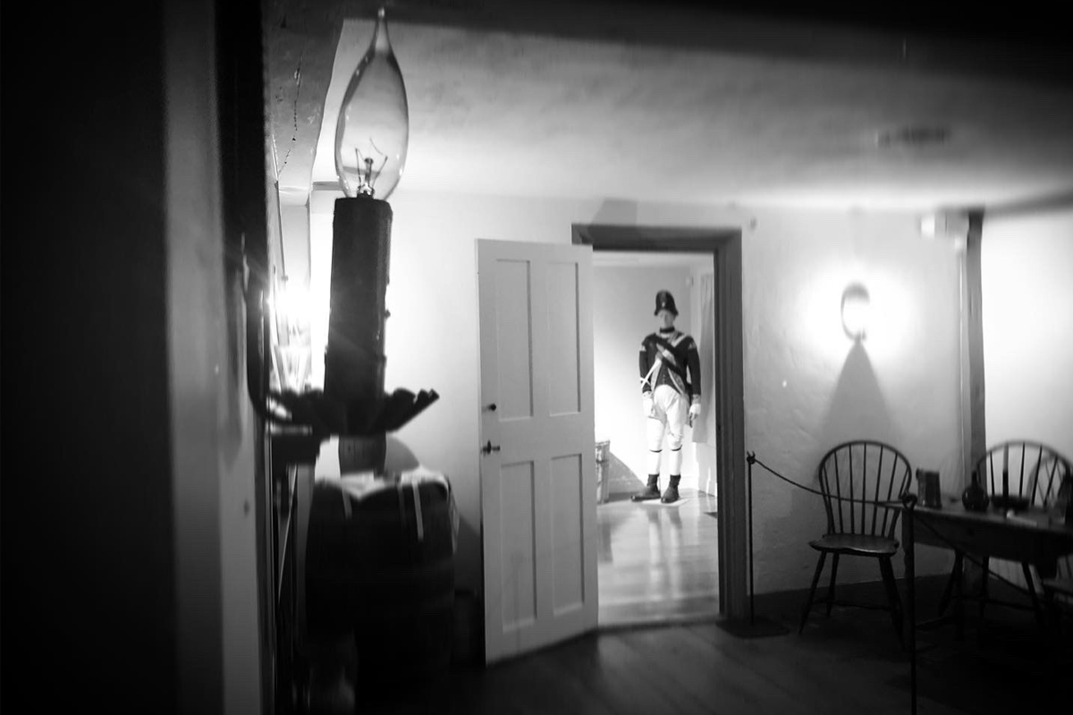 Paranormal Investigation of Munroe Tavern